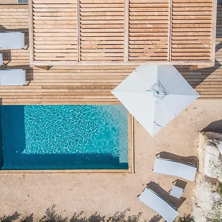 Mediterranean Oasis Near Cala Rossa Apartamento